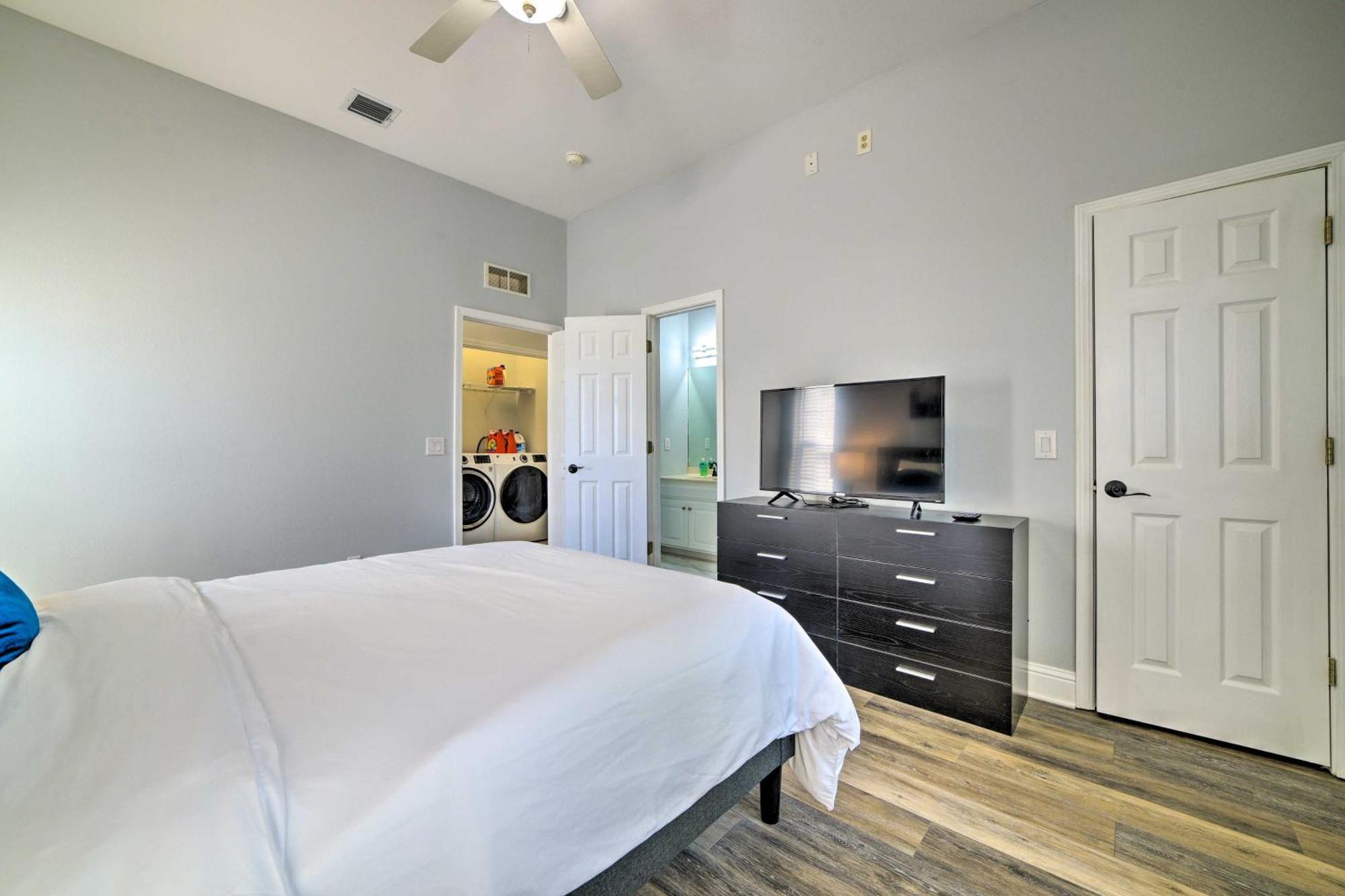Sunny Pcb Home With Balcony Steps To The Beach! Panama City Beach Bagian luar foto